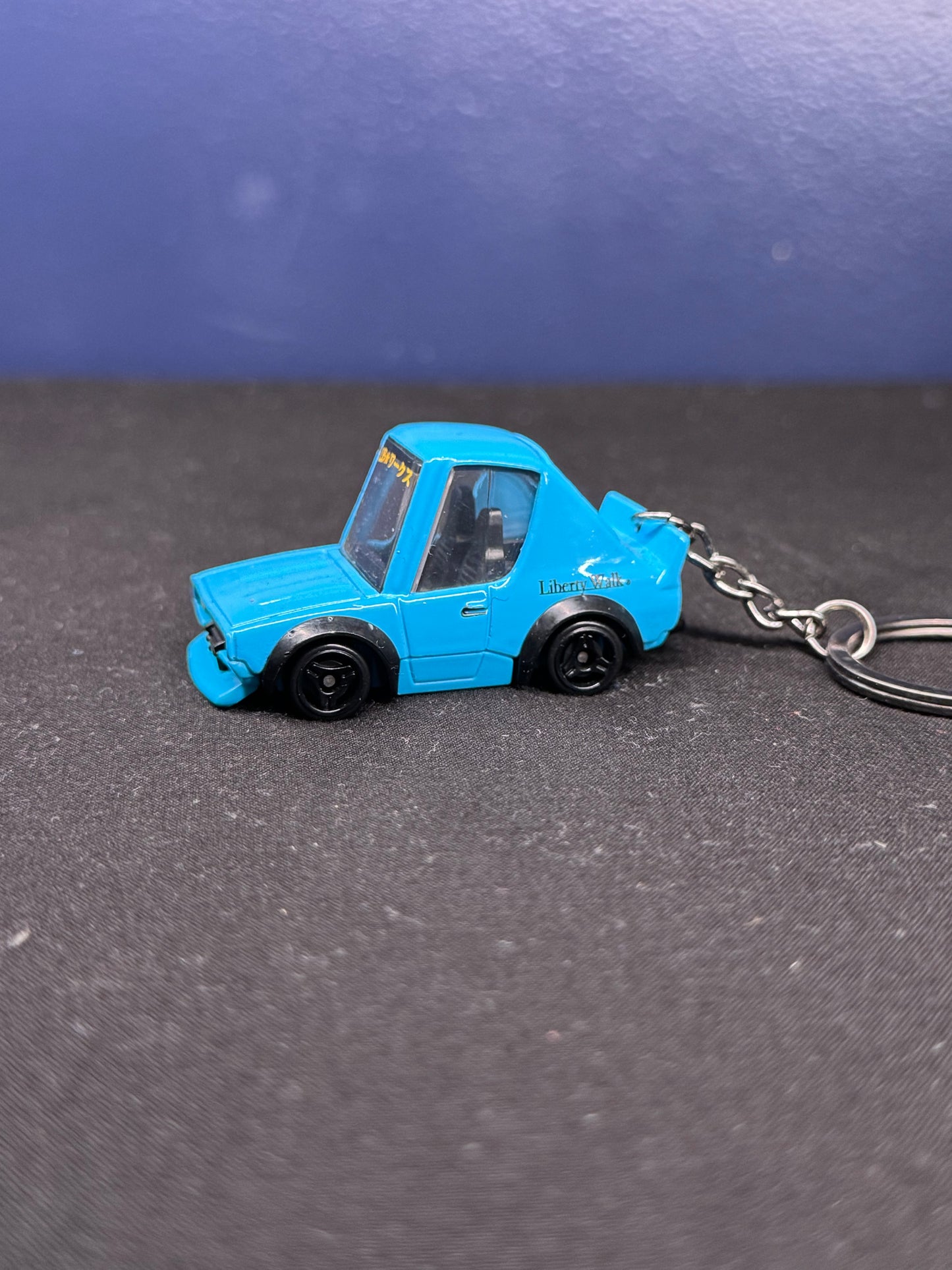 Skyline 2000 GT-R LBWK Keychain